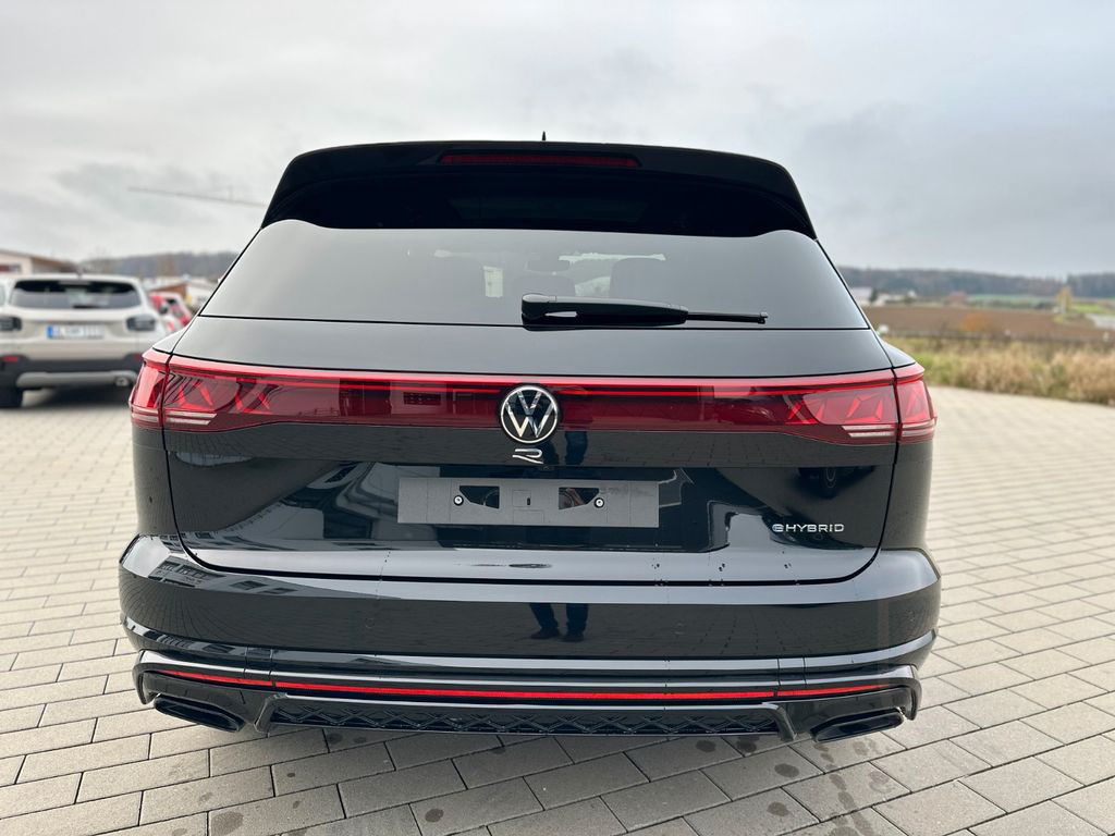 Volkswagen Touareg R eHYBRID+AHK+PANO+DYNAUDIO+SOFTCLOSE