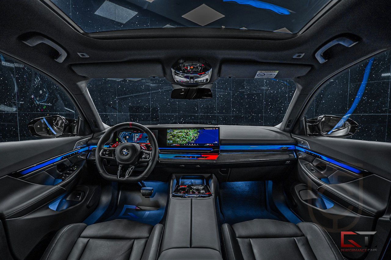 BMW M5 G90