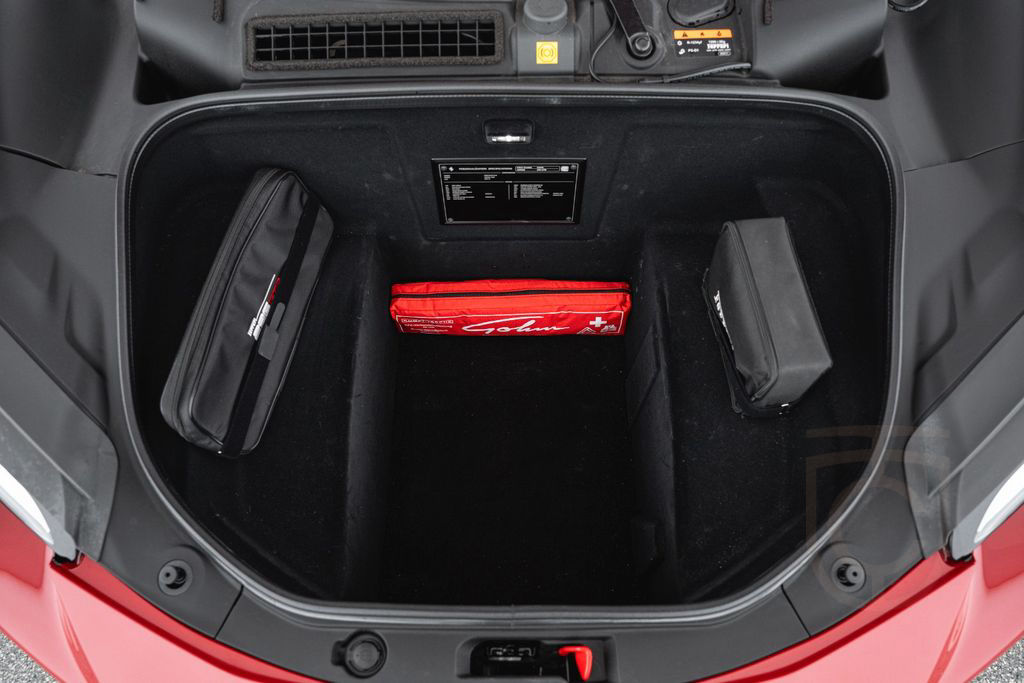 Ferrari 296 GTB DCT