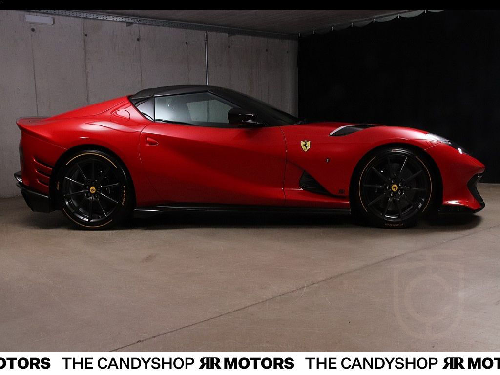 Ferrari 812 Competizione Aperta