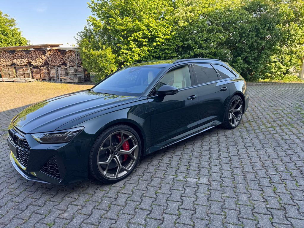 Audi RS6 Avant - Performance Audi Exclusive Tiptronic