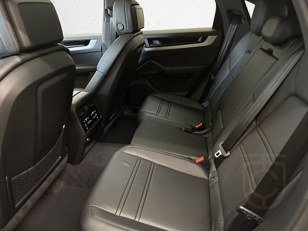 Porsche Cayenne S E-Hybrid Coupé AHK PANO BOSE