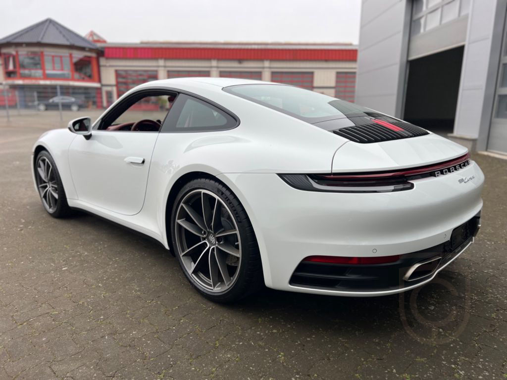 Porsche 911 992 CARRERA COUPE, MY 2023, EZ. 08/2025