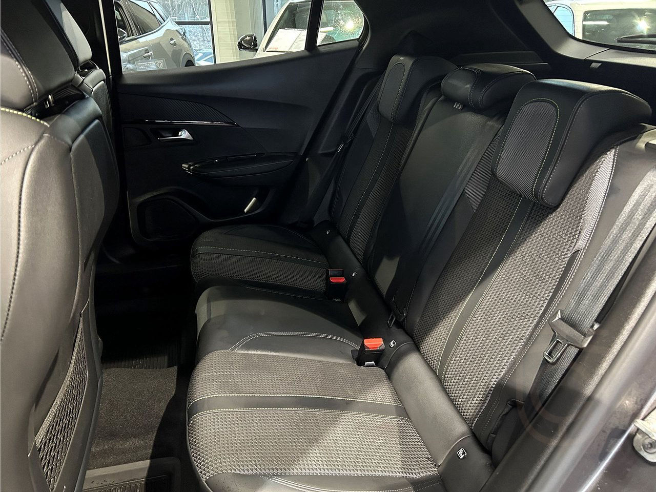 Peugeot 2008 GT 1.2 PT