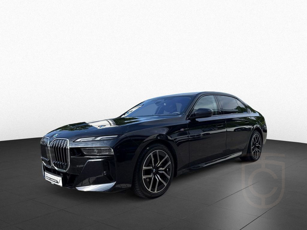 BMW 740d xDrv M Sport Fond TV StHz AHK PaPr DaPr SKY