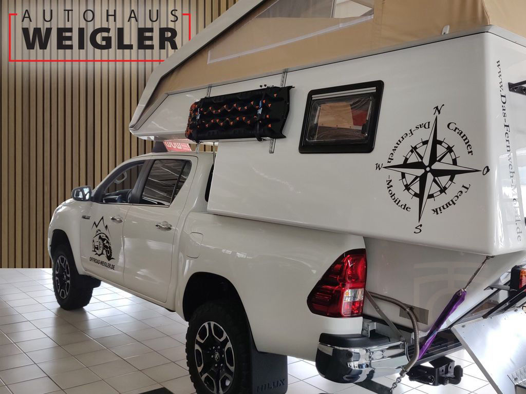Toyota Hilux Double Cab Comfort 4x4 mit Kabine