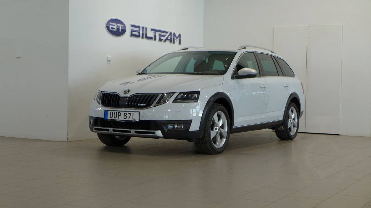 Skoda Octavia Combi Scout 2.0 TDI 184 4x4 DSG