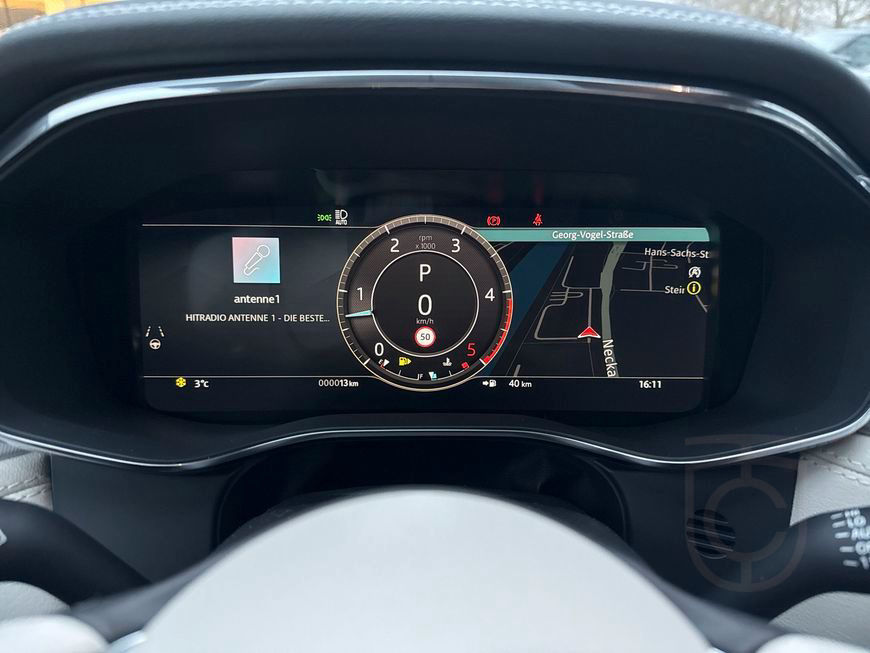 Jaguar F-Pace D300 AWD R-Dynamic SE 221 kW, 5-türig (Di