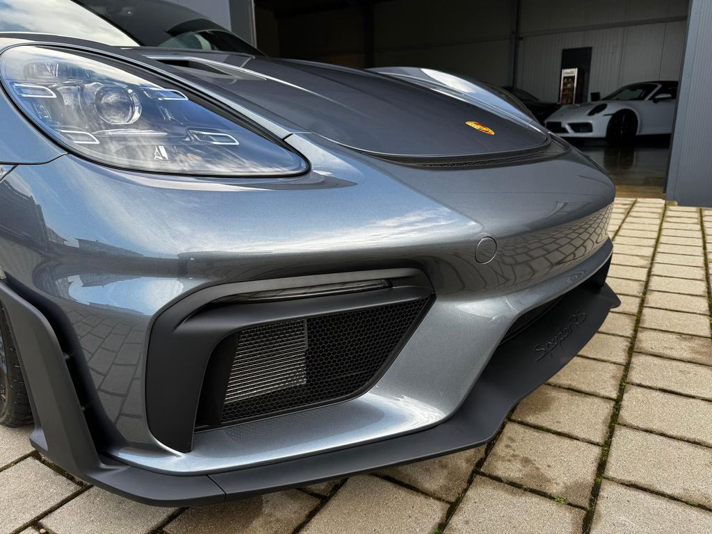 Porsche Boxster 718 RS Spyder