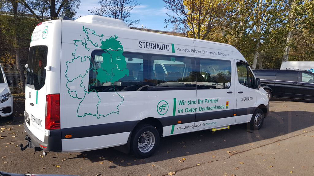 Mercedes-Benz Tremonia Transfer 45 Schulbus Minibus 22 Sitze +