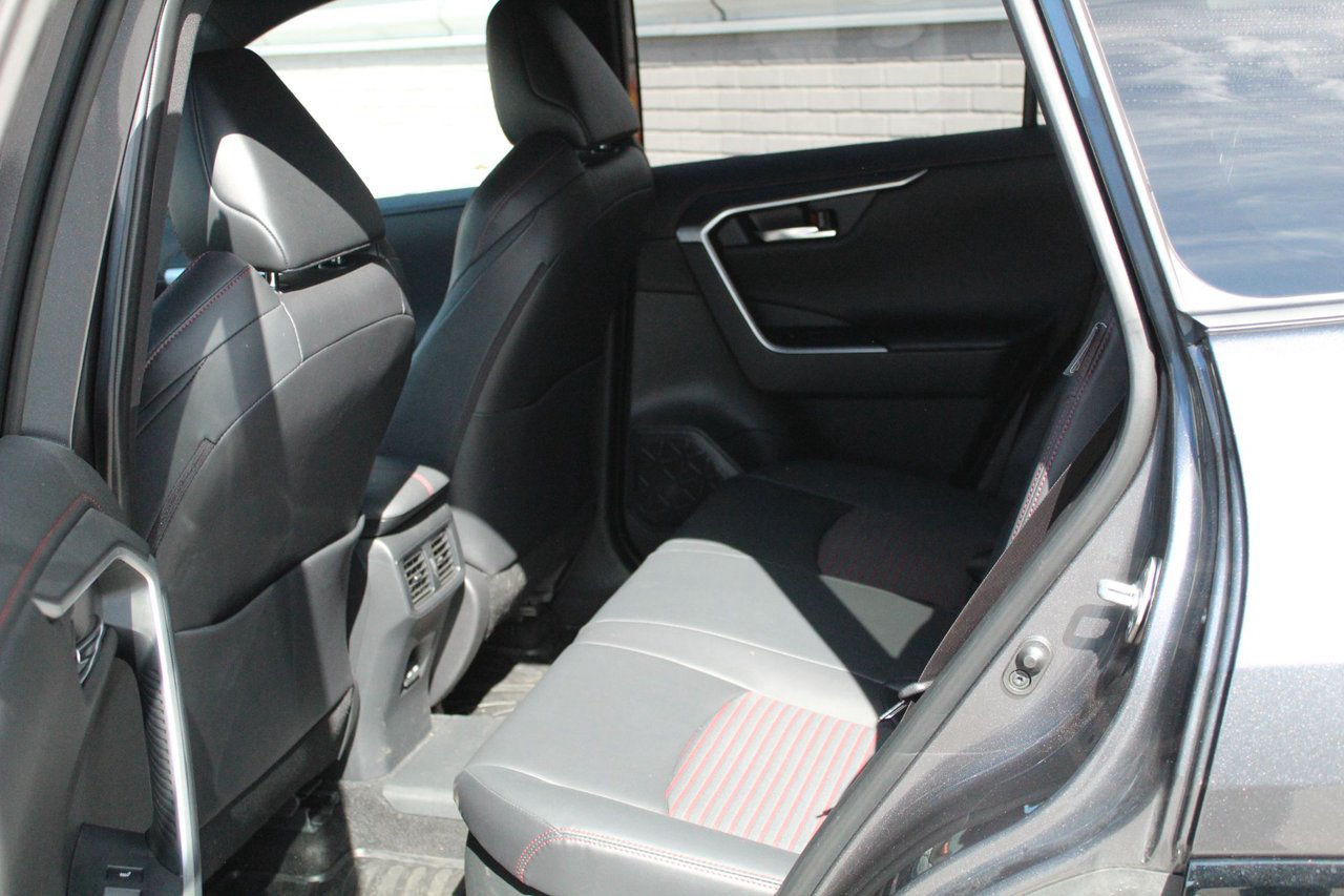 Suzuki Across 2.5 AWD E-CVT Inclusive