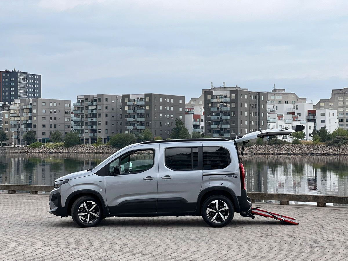 Peugeot Rifter Handikappanpassad Rullstolsbil