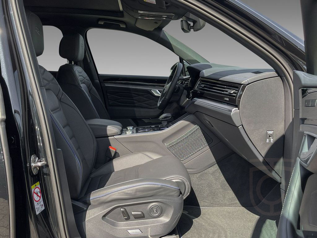 Volkswagen Touareg R eHybrid 4M AHK/PANO/LUFT/KAMERA/LEDER