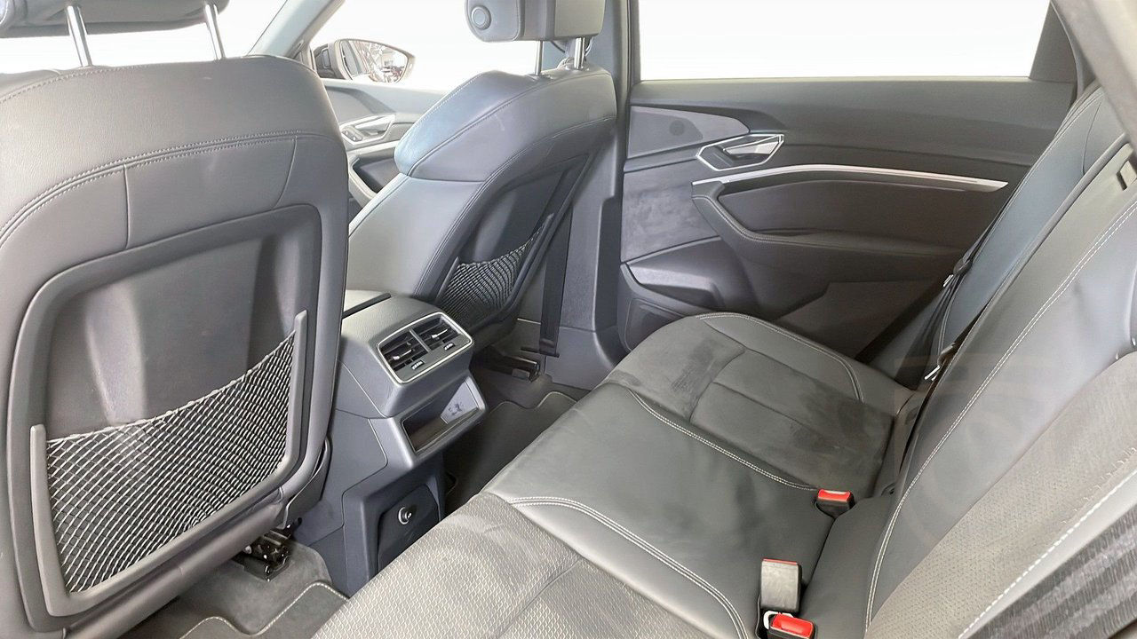 Audi E-Tron Sportback e-tron Sportback 55 quattro S line 408