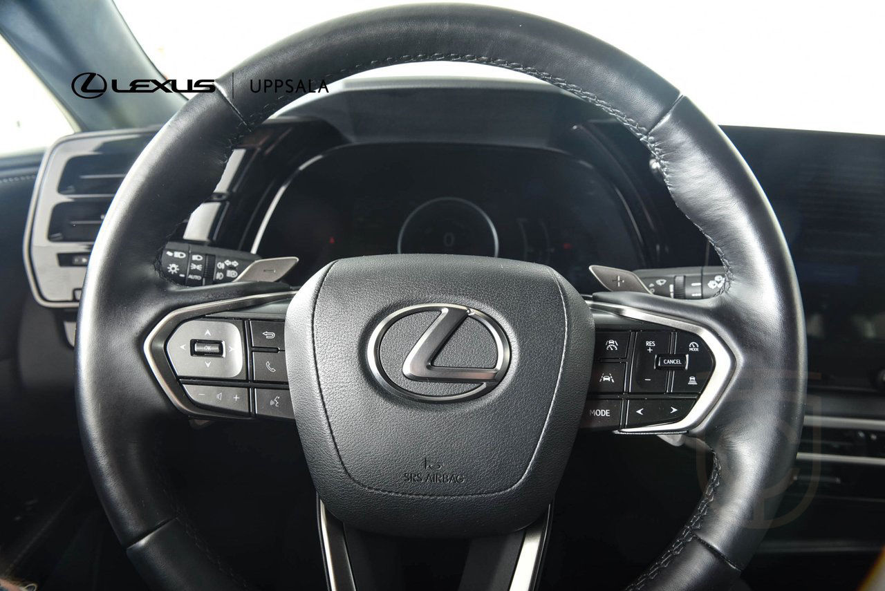 Lexus RX 450h+ Plug-in AWD Executive