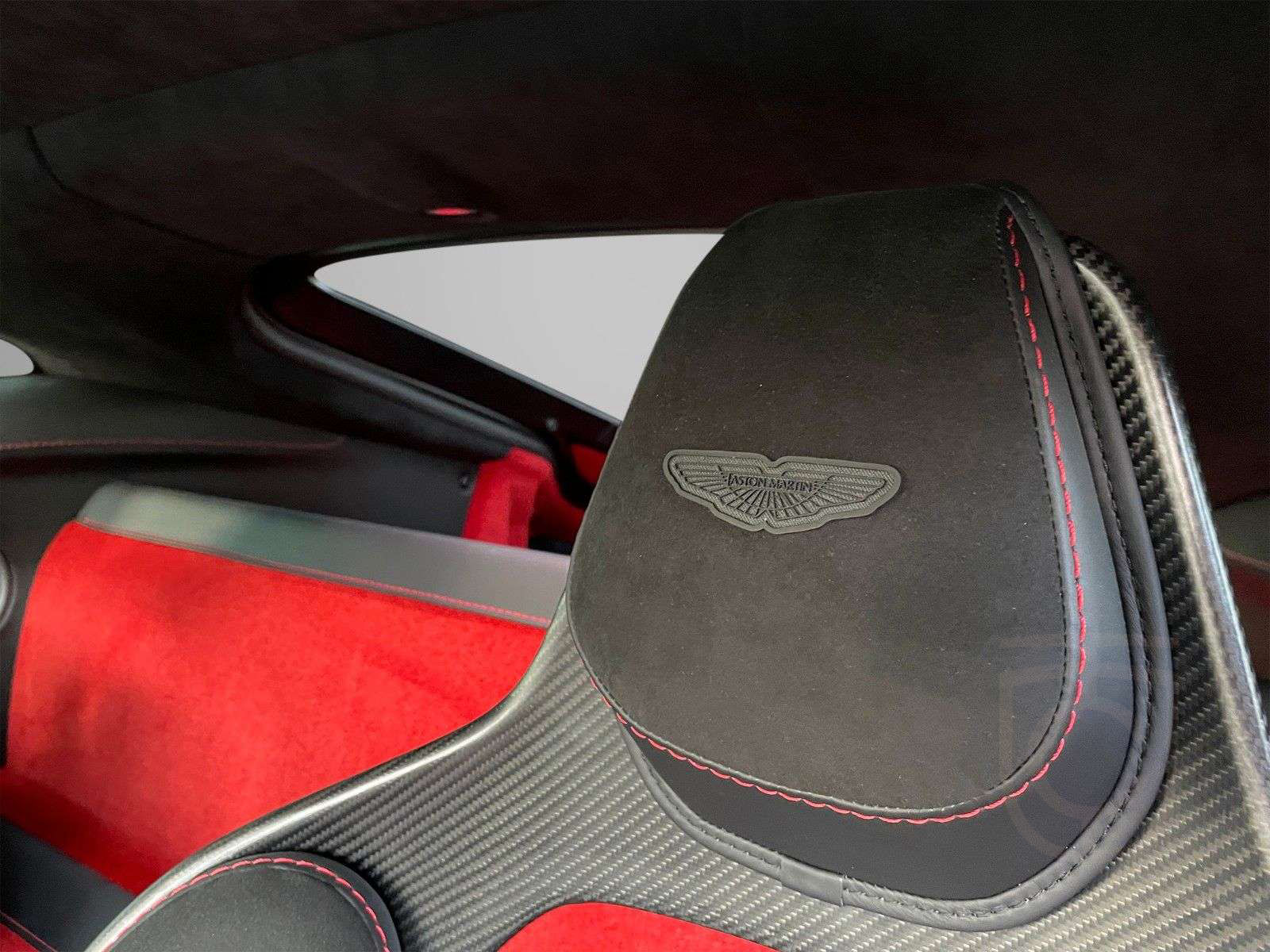 Aston Martin Vantage*Carbon Packs*Homelink