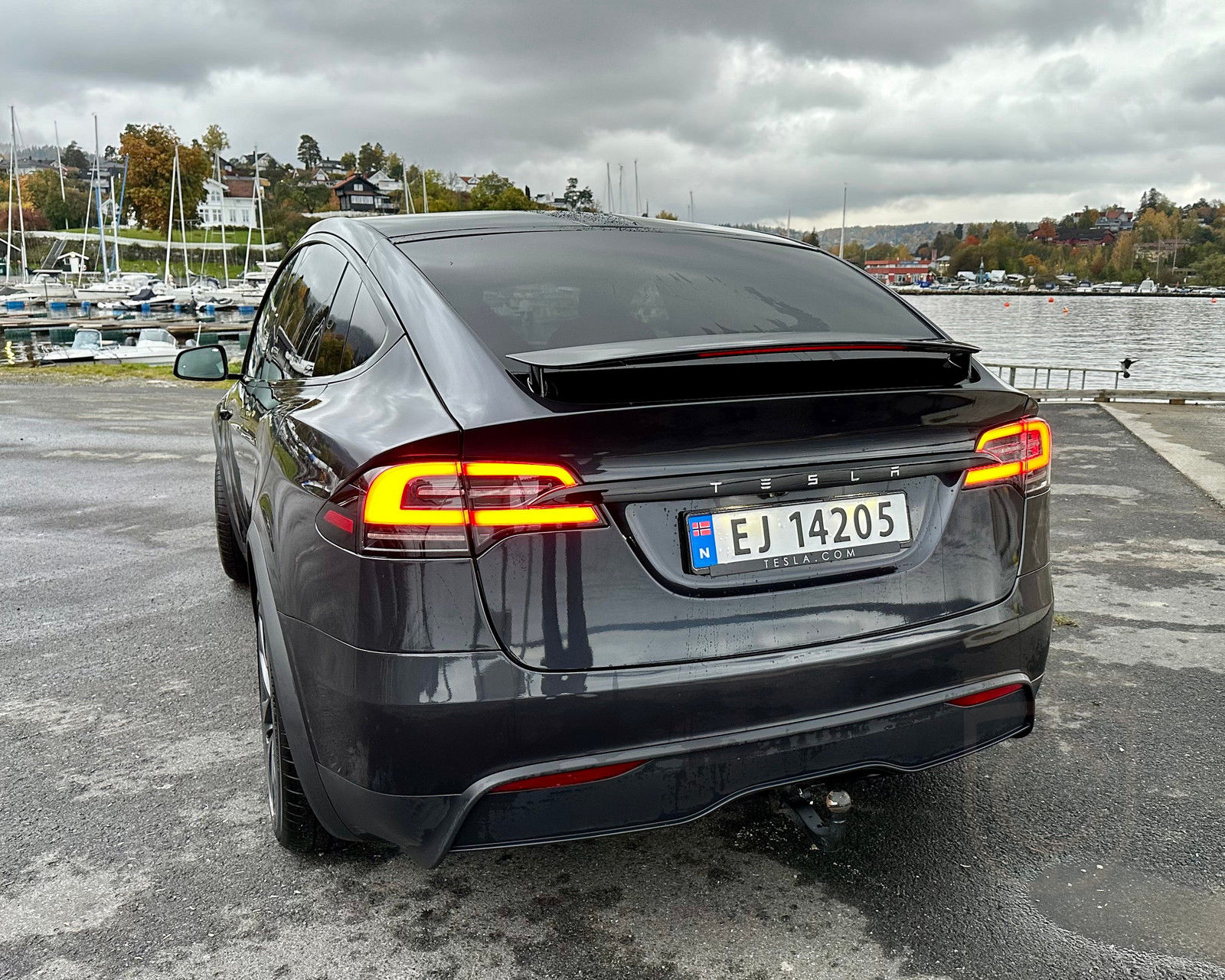 Tesla Model X