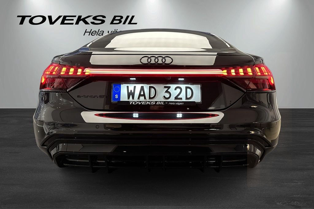 Audi E-Tron GT quattro