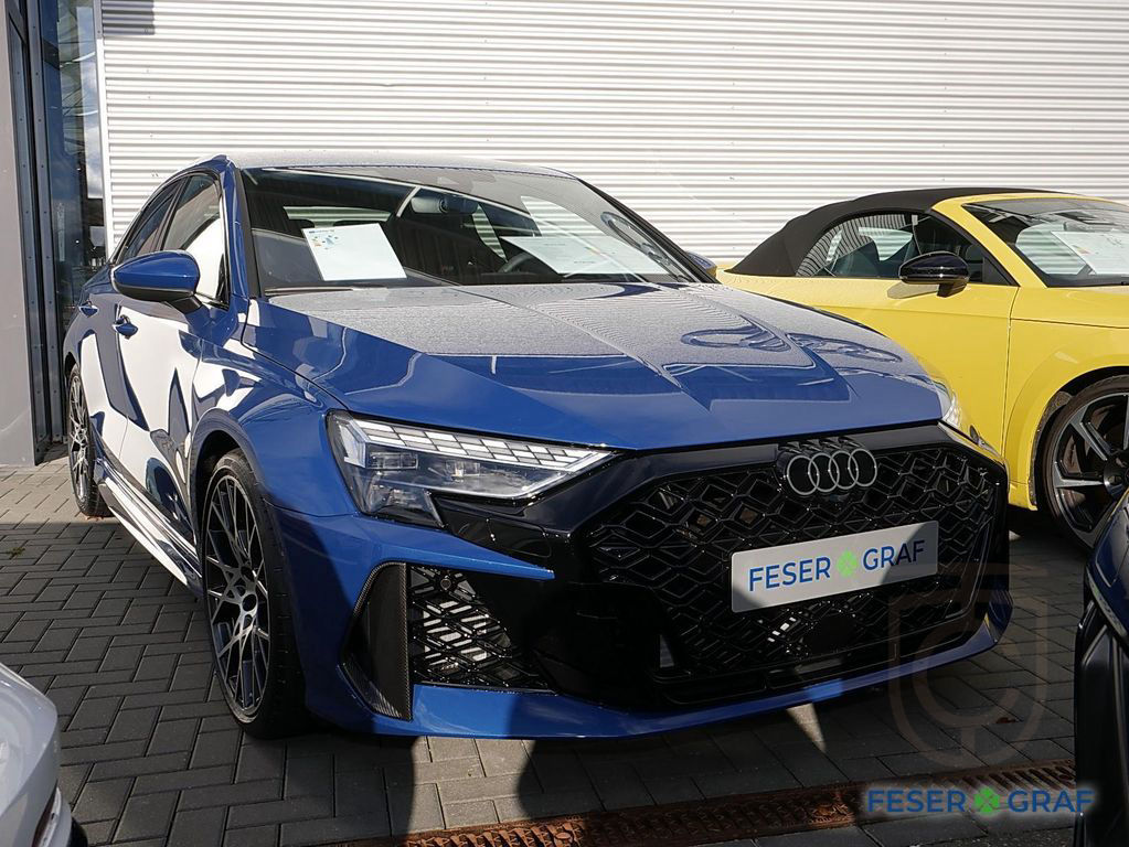 Audi RS3 Limousine 294(400) kW(PS) S tronic