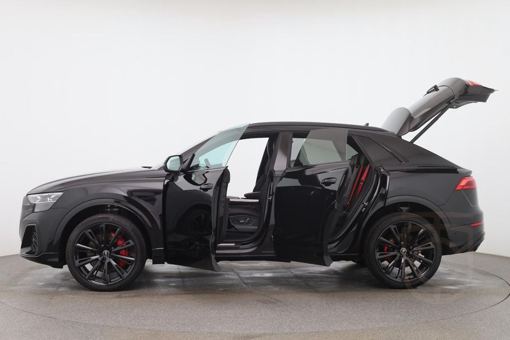 Audi SQ8 TFSI quattro
