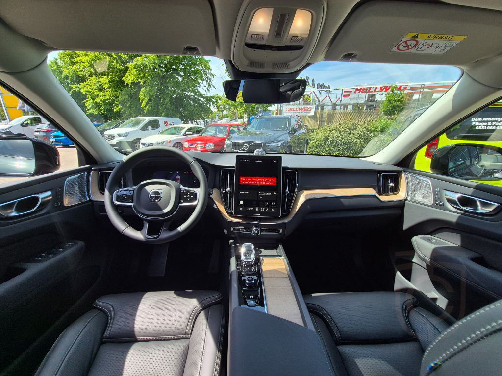 Volvo XC60 T8 AWD Ultra Dark+Facelift+VOLL