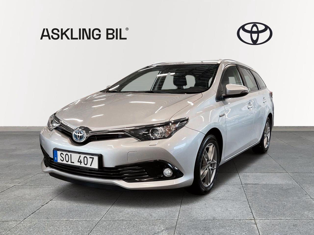 Toyota Auris Touring Sports Hybrid 1.8 TS Businessplus
