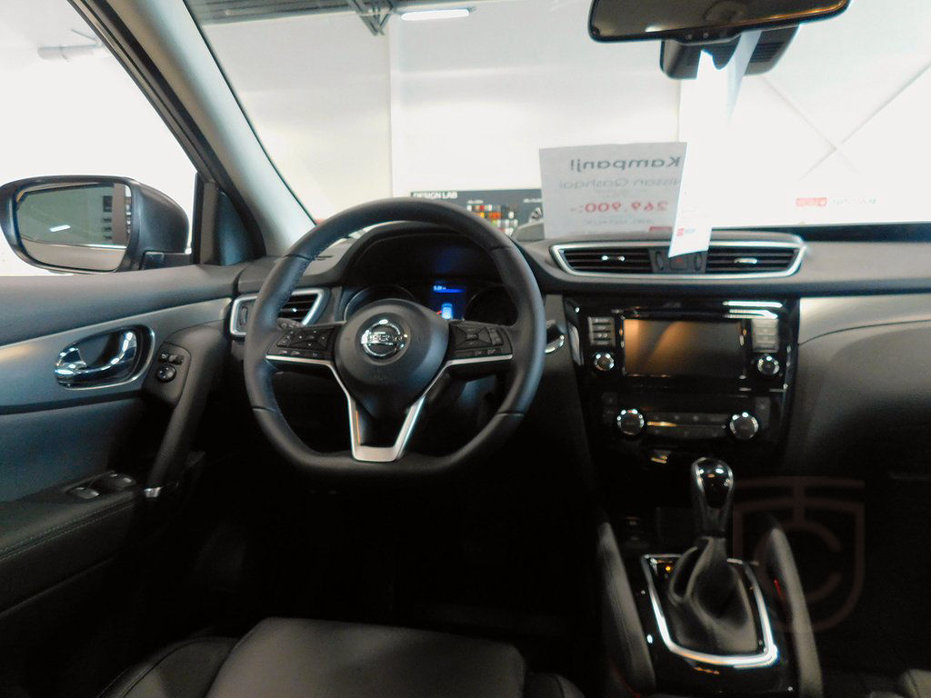 Nissan Qashqai 1.3 DIG-T TEKNA AUTOMAT 158hk