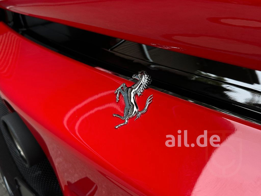 Ferrari SF90 Spider Carbon Racing Seats