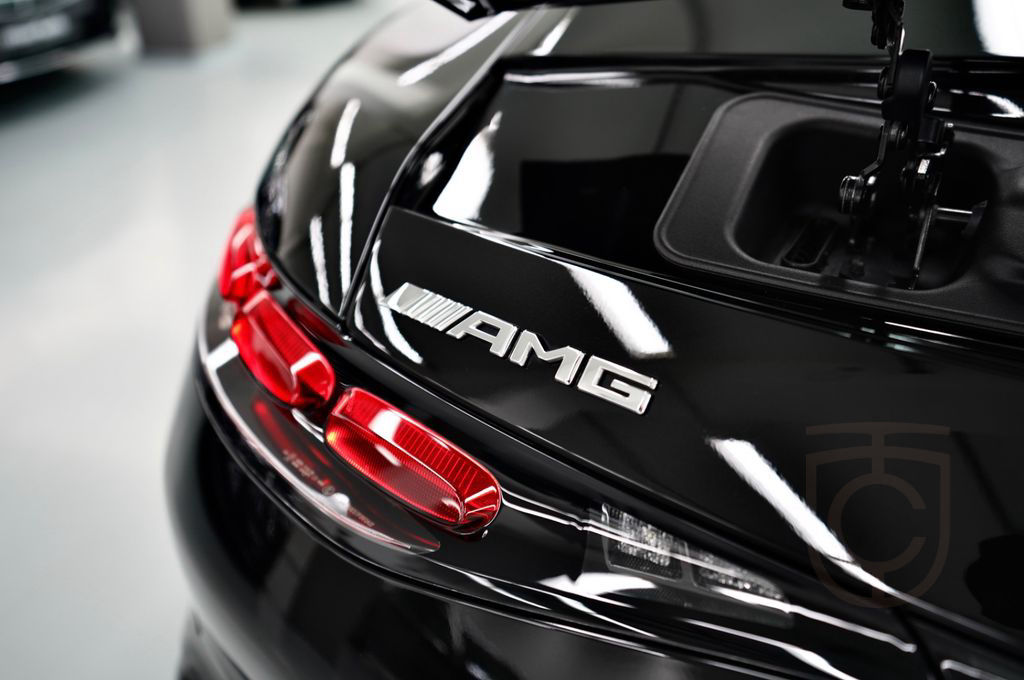 Mercedes-Benz AMG GT 4Matic+! V8 - Biturbo ! 2 TÜREN/DOORS !
