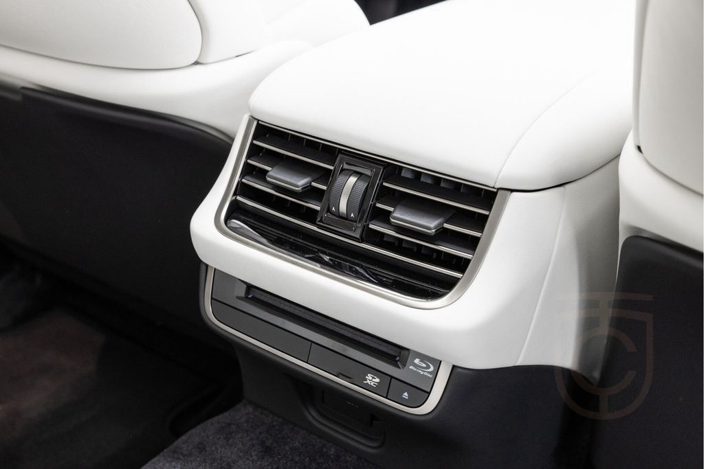 Lexus LS 500 500h AWD President Line | Ottoman seat |