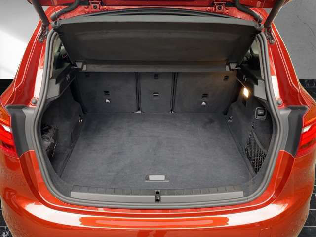 BMW 225