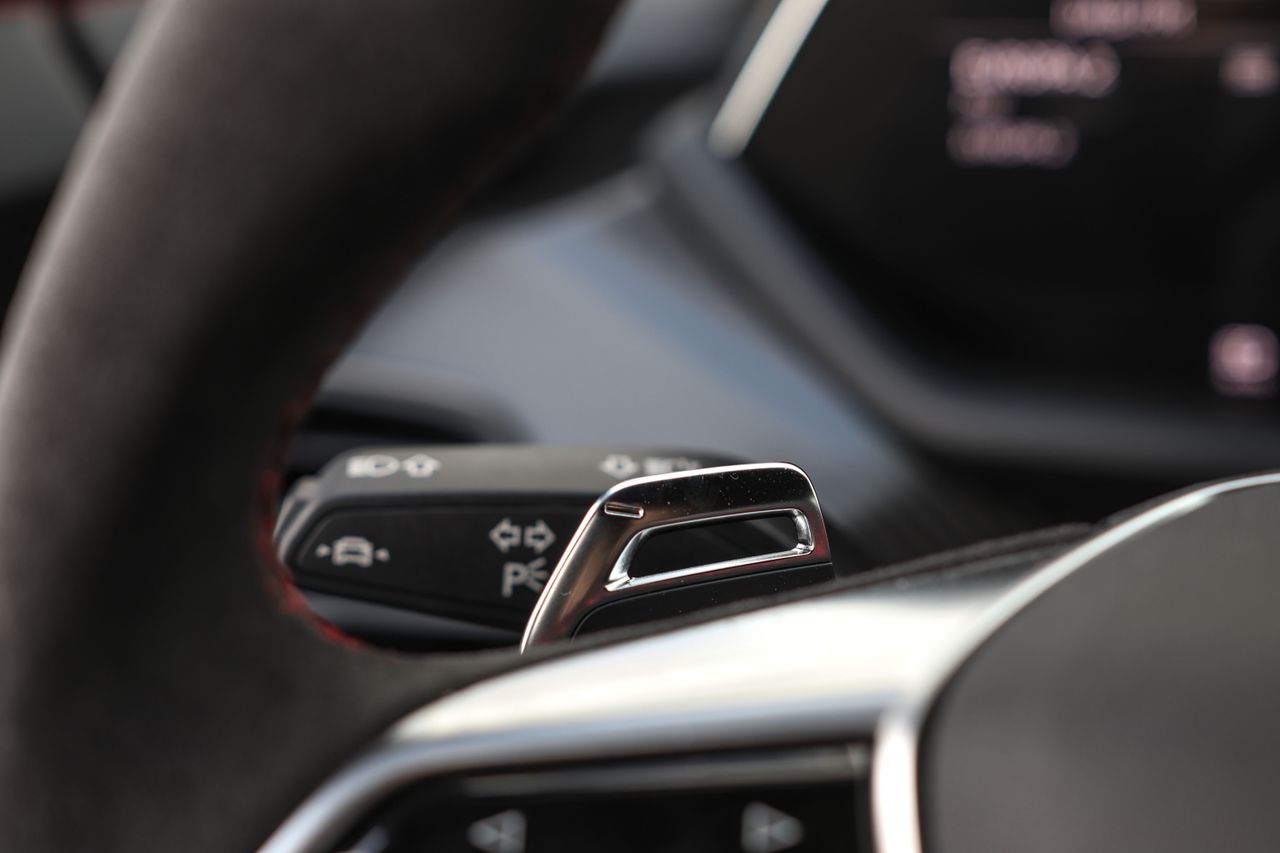 Audi RS e-tron GT/440kW/Masáž/HUD/Noční Vidění SKLADEM