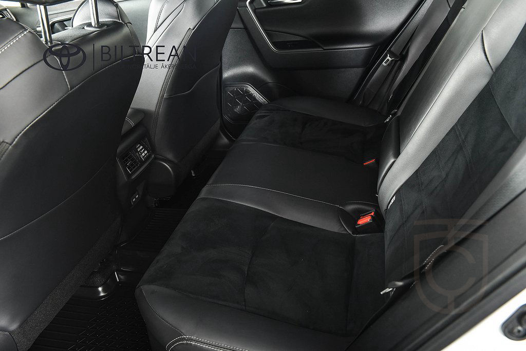 Toyota RAV4 Hybrid AWD-i