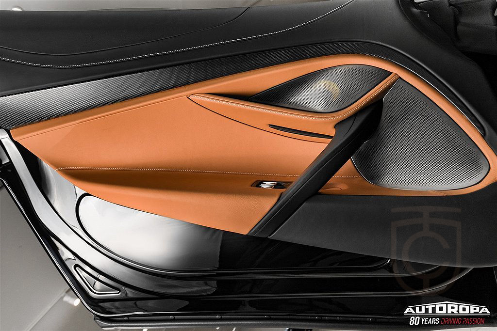 McLaren 720S Spider Luxury