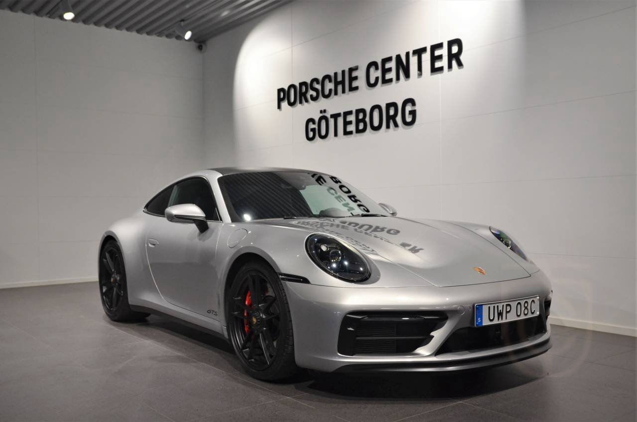 Porsche 911 GTS