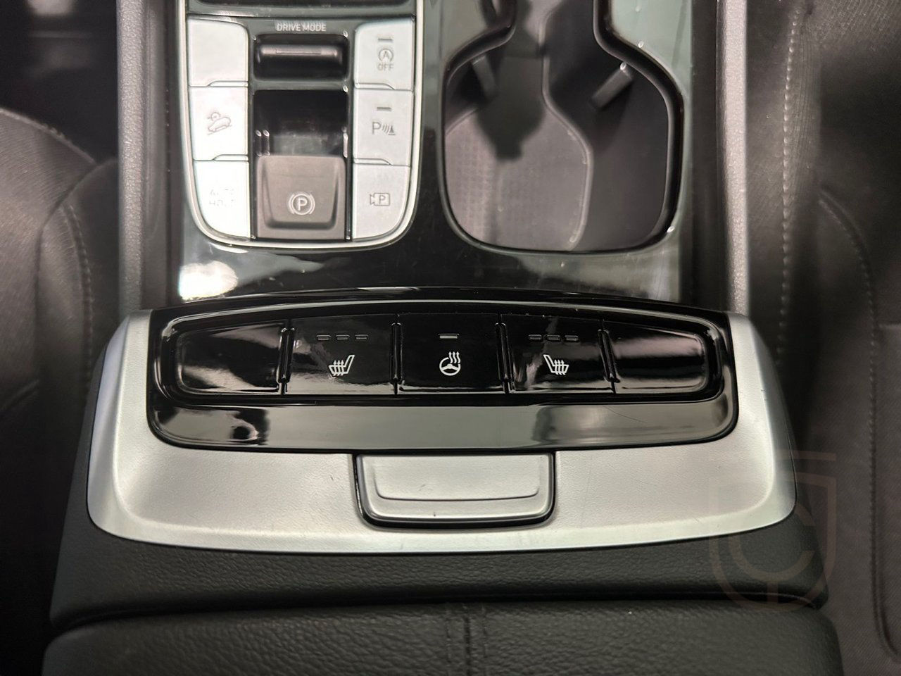 Hyundai Tucson 1.6 T-GDI DCT Essential Adaptiv farth B-Kamer