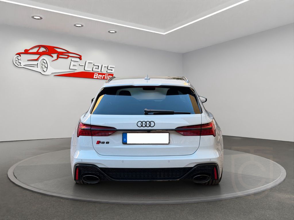 Audi RS6 Avant 4.0 TFSI*QUATTRO*PANO*HEADUP*CARBON*