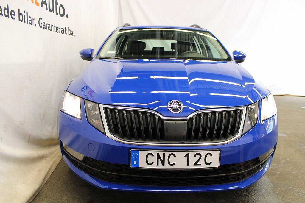 Skoda Octavia Kombi AMBITION TSI 115 HK DRAG & VÄRMARE