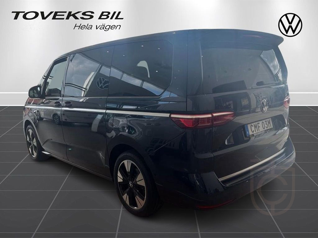 Volkswagen Multivan T7 STYLE HJULBAS: 3124 MM