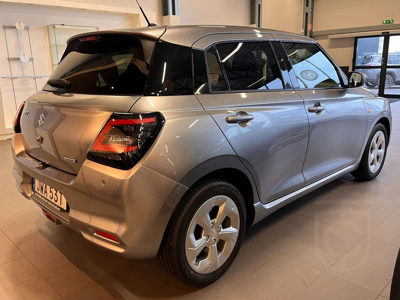 Suzuki Swift Hybrid Select, 3