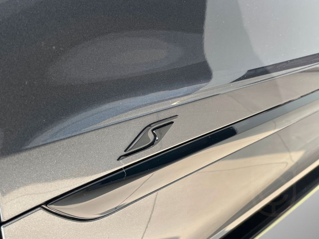 Bentley Bentayga V8 Black Edition - DemoCar