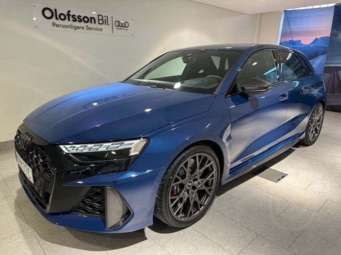 Audi RS3 RS 3 Sportback S-tronic - Snabb