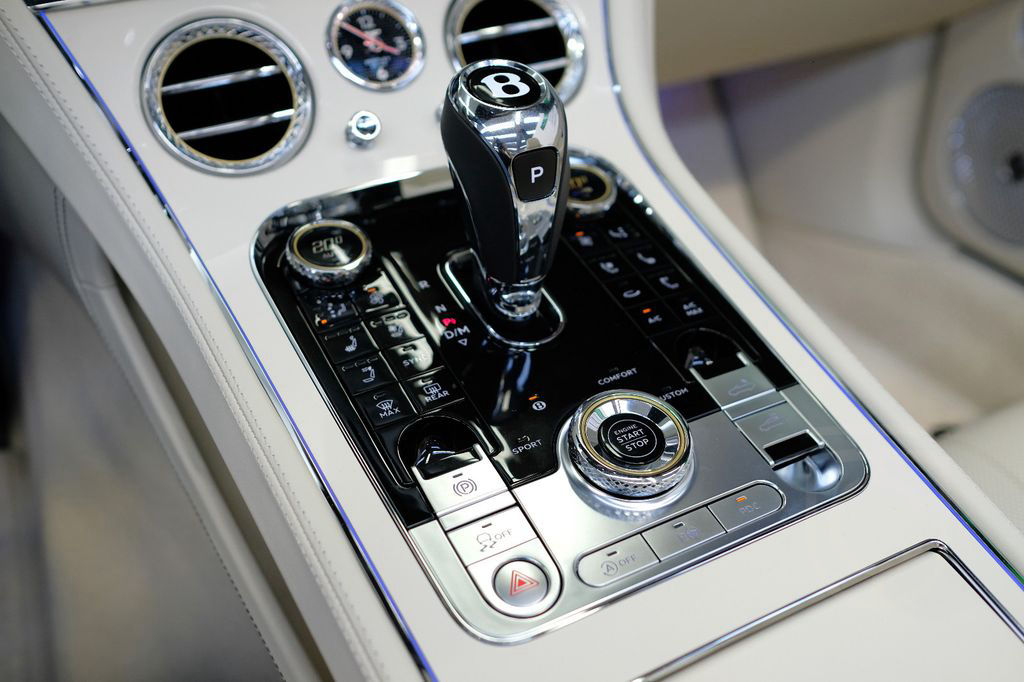 Bentley Continental GTC Speed W12/MULLINER/CARBON/NAIM