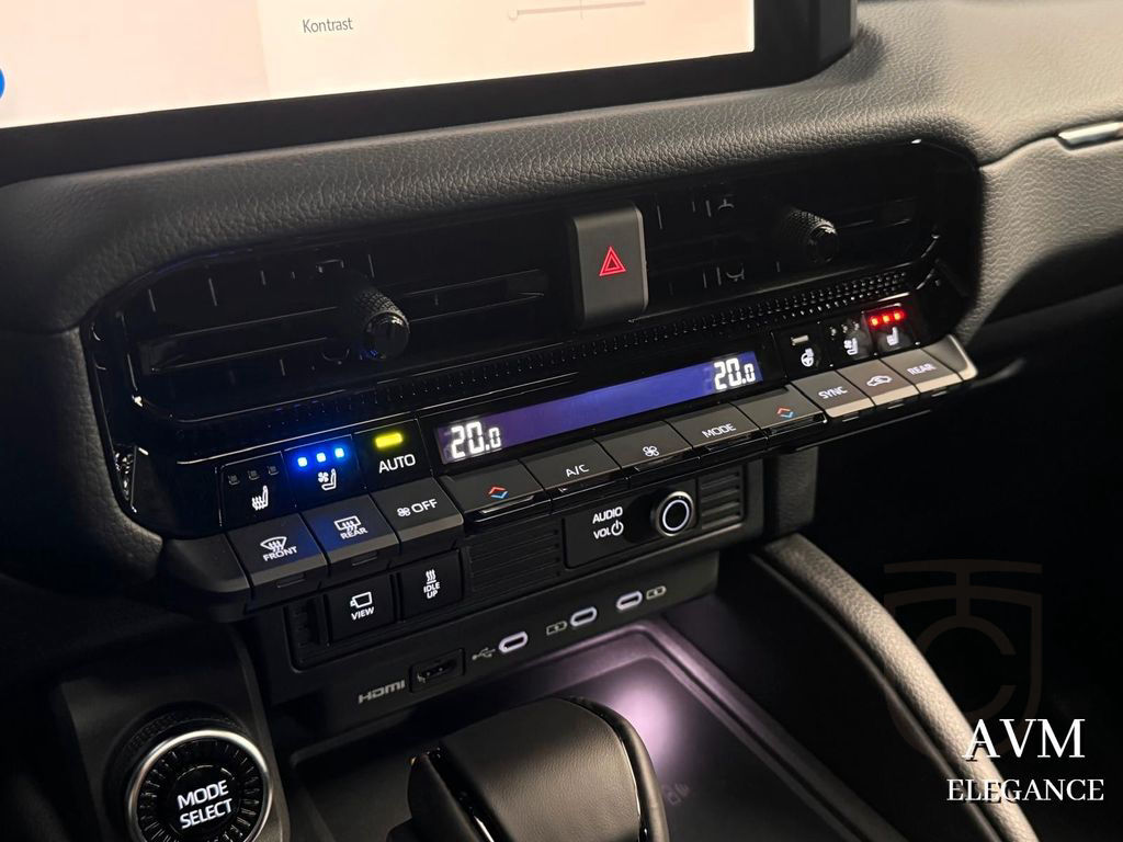 Toyota Land Cruiser 250 VX 2.8L*AHK*7 SEAT*PANO*KAMERA*