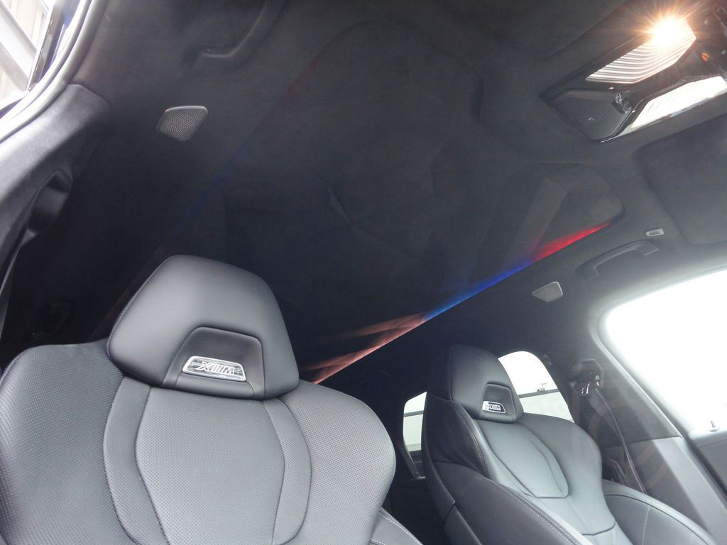 BMW XM,AHK,B&W,Sitzbelüft.+Massage,Leder schwarz,23"