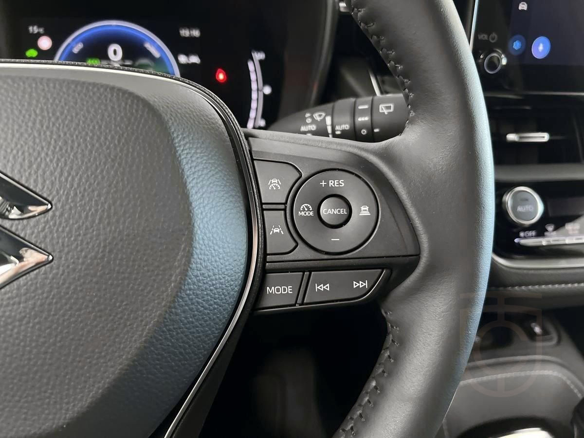 Suzuki Swace 1.8 Hybrid