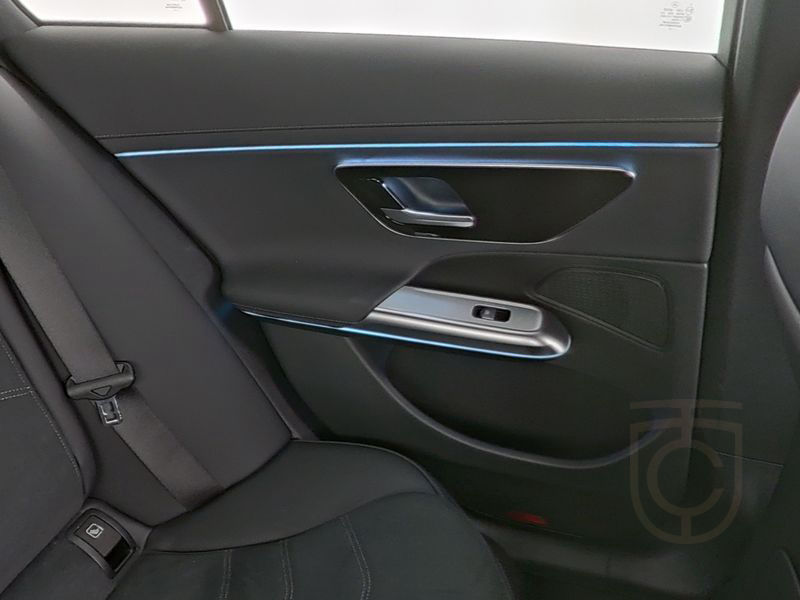 Mercedes-Benz E 450 d 4M AMG DISTRONIC DIGITAL MEMORY 360° PDC