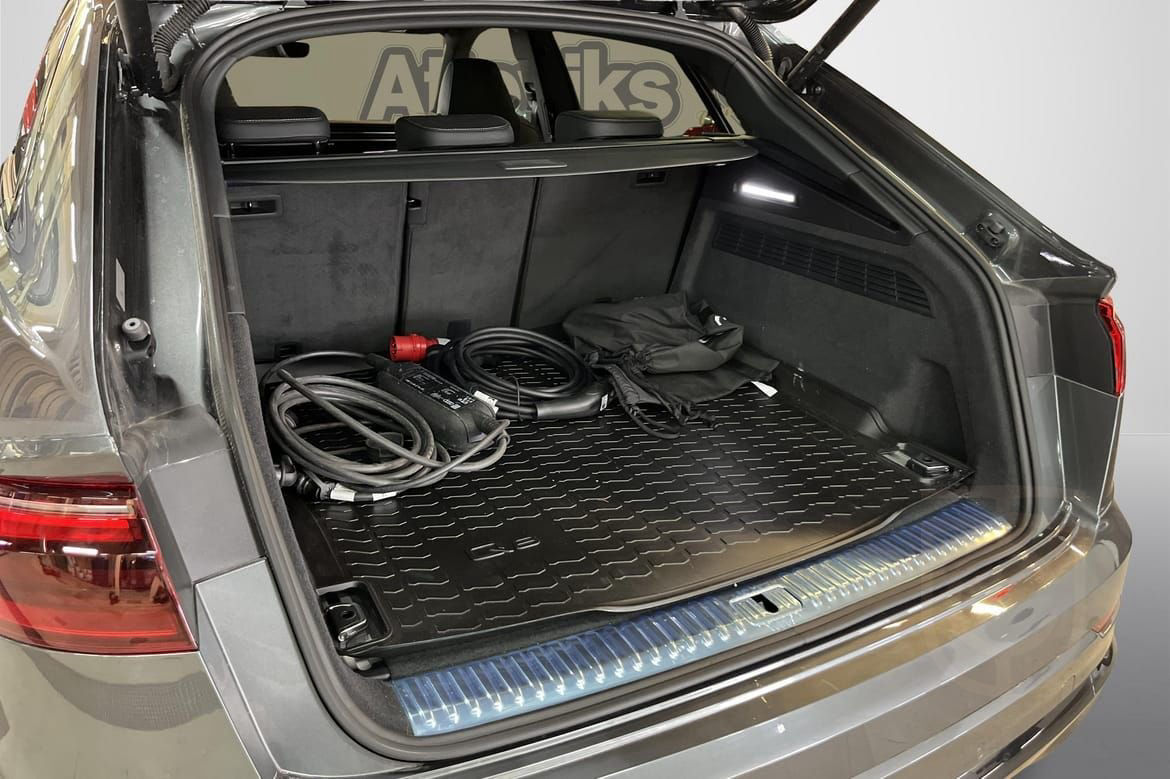 Audi Q8 60 TFSI e quattro S-Line
