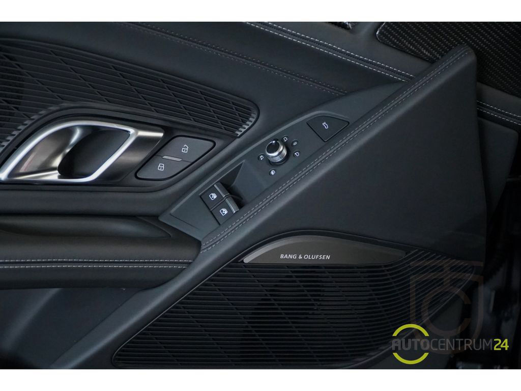 Audi R8 Spyder perform Carbon B&O Garantie 12.2028