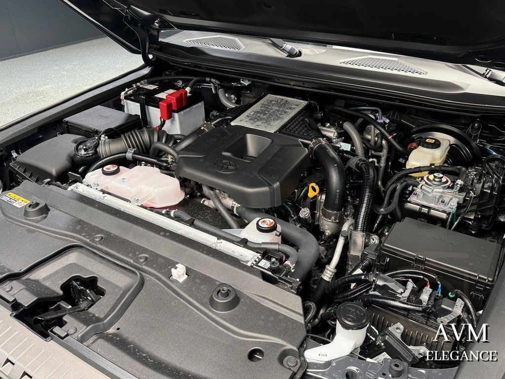 Toyota Land Cruiser 250 VX 2.8L*AHK*7 SEAT*PANO*KAMERA*